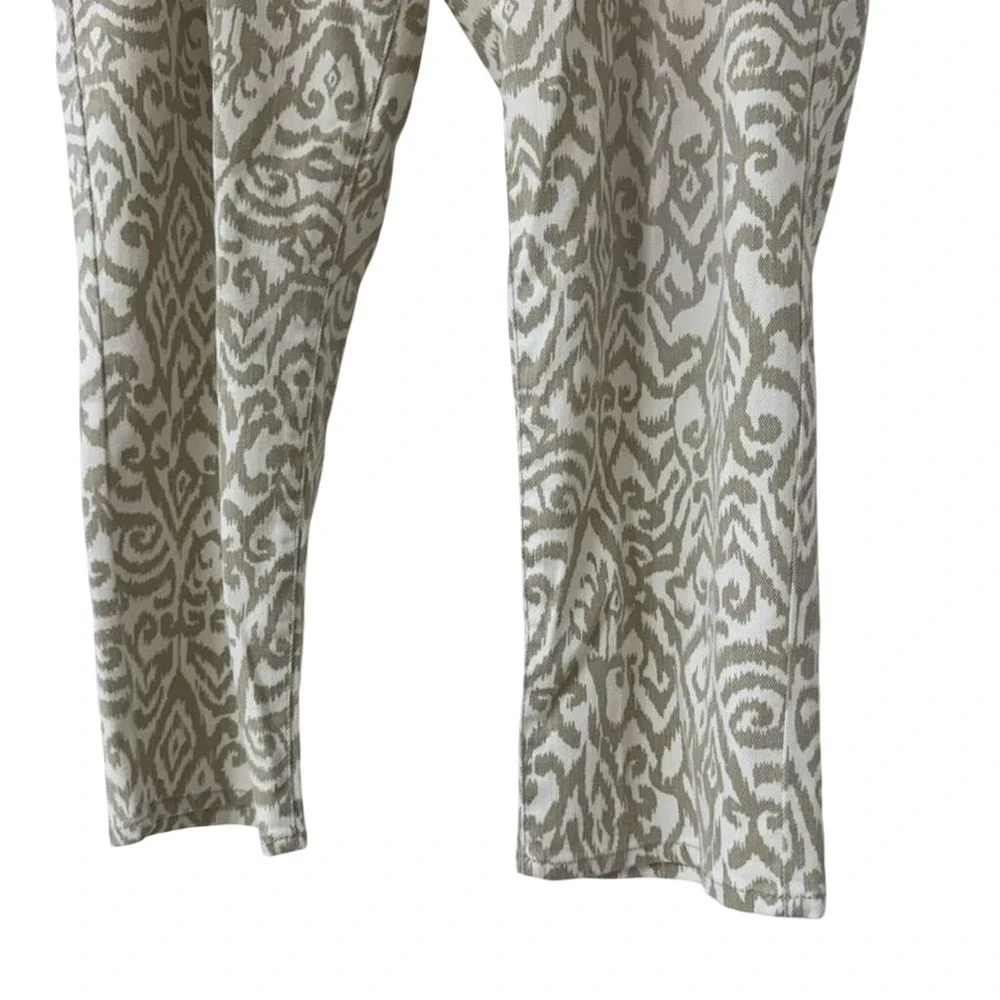 Chicos Platinum Animal Print Cropped Jeans High Rise Stretch Beige White 2 / 14